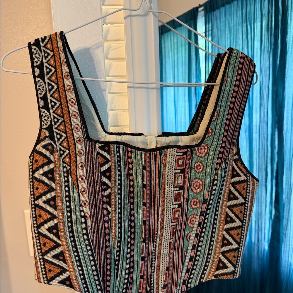 vestique Multicolor Geometric Square-Neck Corset Crop Top